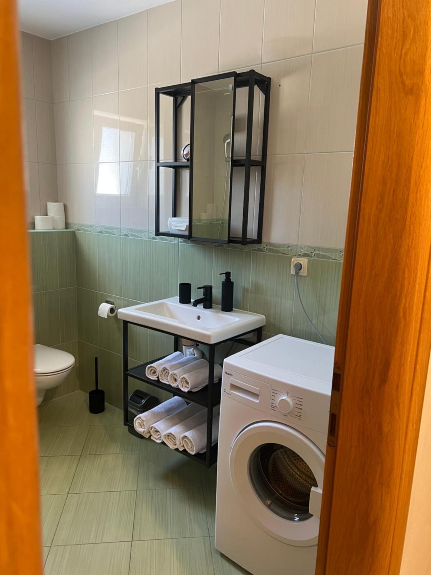 M&Z Apartmani Primošten Dış mekan fotoğraf